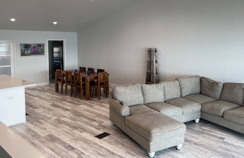 Parker Casa | Endless Summer Days on St. Andrews Bay. Between Tyndall Air Force & Naval Base