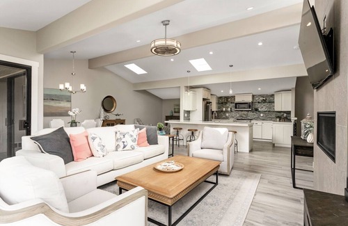 Solana Beach Condominio | Endless Summer Ocean View Condo, Fast Wifi, Walk to Racetrack, Dining