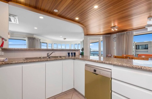 Marmion Casa | Endless Summer - The Reefs!
