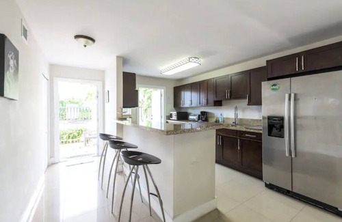 Riverside Park Apartamento | Endless Summer Rentals 3 bedroom 2 Bath - entire apartment