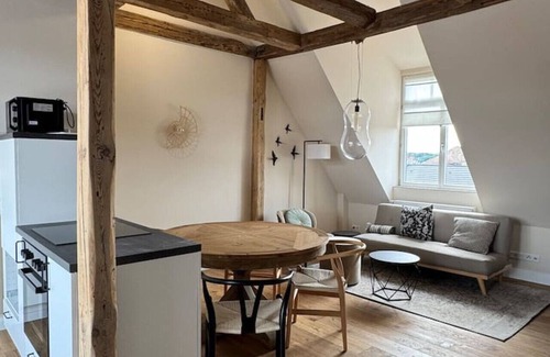 Fuerth Apartamento | EngelHaus*Dreamlike attic apartment for 2, near main station