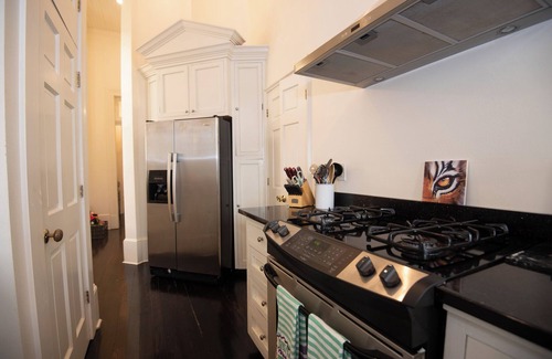 Faubourg Marigny Cama Y Desayuno | Engine 24 Firehouse Penthouse Suite