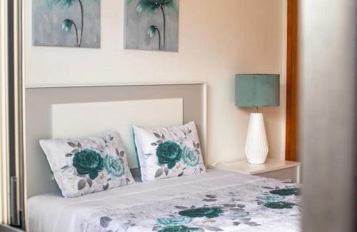 Capelas Casa | English house