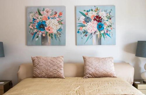 Capelas Casa | English house