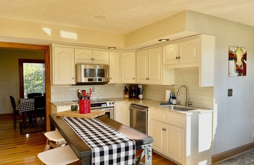 New River Casa | Tudor Style Home con vistas a Kentland Farms