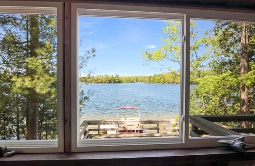 Mayfield Cabina | Disfruta de 200 pies de fachada privada en Spider Lake
