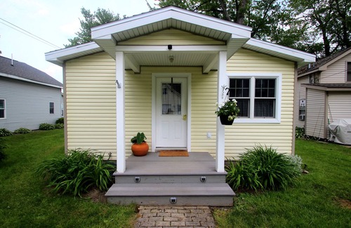 Ashville Casa | Disfrute de una hermosa vista del lago Chautauqua en 3314 Highland Ave. en Ashville, NY