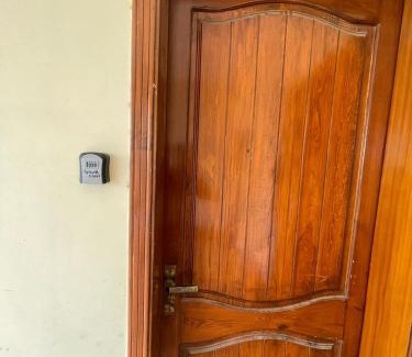 Multan Apartamento | Enjoy a Cozy, Peaceful Space with Self Check-In