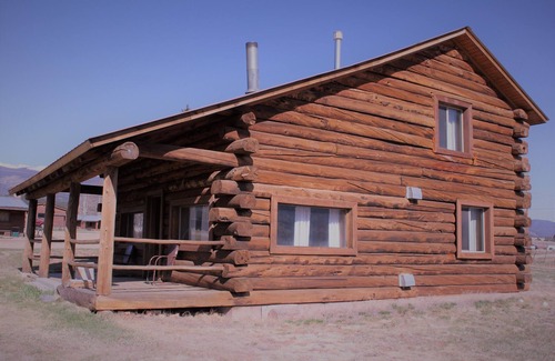 Eagle Nest Cabina | ¡Disfrute de Get-A-Way @ esta acogedora cabaña de troncos en Eagle Nest Lake, en Eagle Nest NM!
