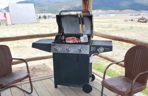 Eagle Nest Cabina | ¡Disfrute de Get-A-Way @ esta acogedora cabaña de troncos en Eagle Nest Lake, en Eagle Nest NM!