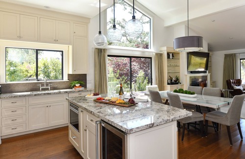 Napa Condominio | Enjoy a glass of wine & watch Napas stunning sunsets from sofa on huge deck! 3ba