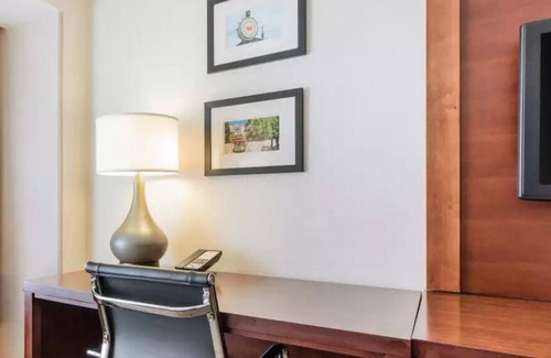 Cow Hollow Casa | Enjoy a great night's rest in the heart of the city!