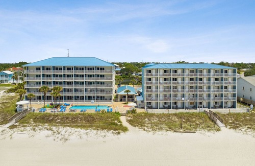 Fort Bay Casa | Enjoy a Hassle-Free and Comfortable Stay! 2 Spacious Units, Free Parking, Pool