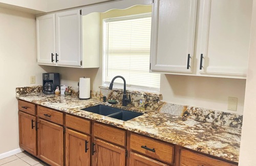 Bartow Casa | Enjoy a little bit of country in the city