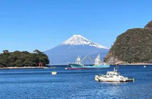 Hedamura Casa | Enjoy a luxurious view of Mt Fuji bathed in the setting sun and sparkling Toda Bay A blissful time / Numazu Shizuoka