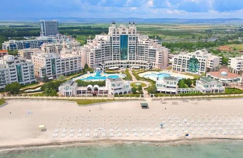 Pomorie Apartamento | Enjoy a relaxing family vacation at the sea in Apartment Sunset resort C8-24