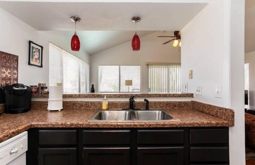 Cherry Creek Commercial Condominio | Disfrutar de una horizontal espaciosa Eso es todo tuyo!