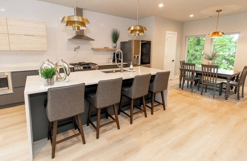 Biddleville Casa | Enjoy a stylish experience at this centrally-located 3 bedroom home.