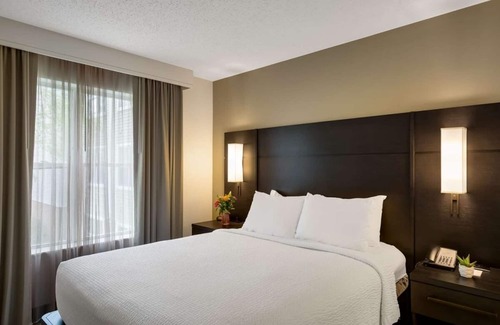 Mount Tabor Hotel | Enjoy and Unwind! Two Cozy 2BR Suites w/ Kitchens, Near Whippany Railway Museum!