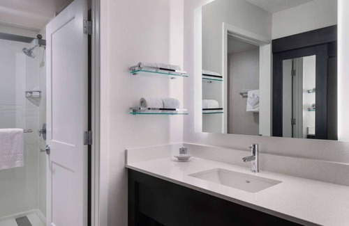 Mount Tabor Hotel | Enjoy and Unwind! Two Cozy 2BR Suites w/ Kitchens, Near Whippany Railway Museum!