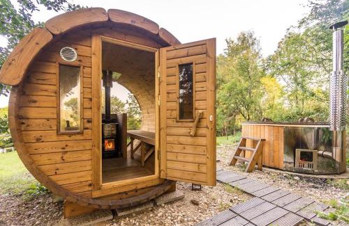 Jablonne v Podjestedi Apartamento | ENJOY COZY NEST View Hills Garden Forest Sauna Hottub