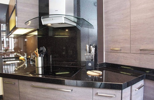 Quartier du Gros-Caillou Apartamento | Enjoy Eiffel Tower Sparkle in Grand Style!