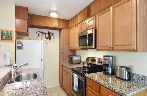 Kings Beach Casa | Enjoy Forest Views Retreat at Kingswood Village