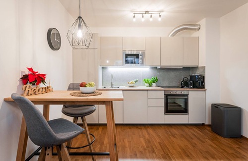 Hlubocepy Apartamento | Enjoy Garden & Grill & Aquapark, close to the city center of Prague