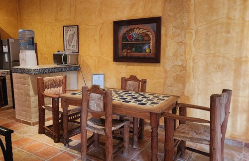 Colonia 10 De Abril Villa | Disfrute del estilo colonial mexicano, con todas las comodidades modernas.