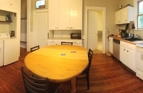 Gowen City Casa | Disfrute de nuestra gran casa de campo victoriana en el AOAA o visite knoebels a minutos de distancia