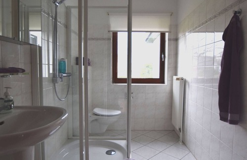 Fahrdorf Casa | ¡Disfruta de una tranquila tranquilidad con una vista fantástica de Schleib!