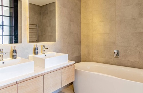 Schotsche Kloof Apartamento | Enjoy Seamless Comfort