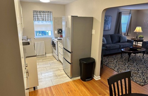 Narberth Apartamento | Enjoy Small Town America in this quiet, friendly and quaint Main Line Philly town of Narberth