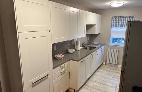 Narberth Apartamento | Enjoy Small Town America in this quiet, friendly and quaint Main Line Philly town of Narberth