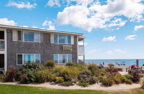 Bass River Casa | Enjoy Sunrise from Charming Room w/ Easy Access to Beach