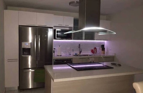 Luquillo Condominio | Disfruta del Confort y la Luz Natural Viviendo una Hermosa Experiencia