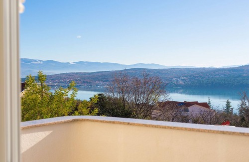Cizici Apartamento | Disfrute de la vista al mar | Apartamento moderno en el idílico contacto de Cizici con el propietario