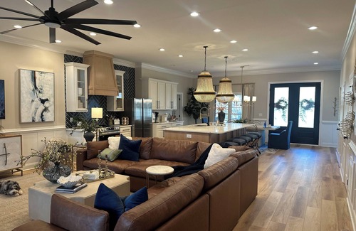 Socastee Casa | ENJOY THE SERENE LIFE OF THE NEWLY REMODELED WATERWAY HOUSE w Brand New Pool