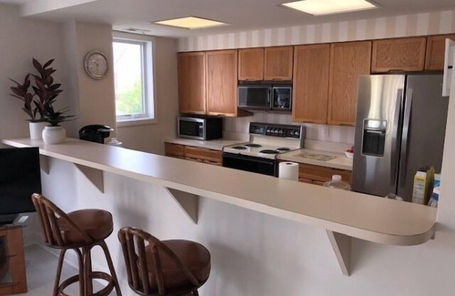 Stone Harbor Condominio | Disfrute de la serenidad en su balcón privado en el hermoso condominio Stone Harbor Beach Club.