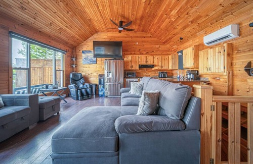 Mount Uniacke Casa | Enjoy the ultimate retreat with a hot tub, fire pits, a cold plunge, and sauna