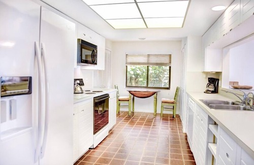 Sanibel Condominio | Disfrute de las vistas desde este condominio de tres dormitorios en la parte delantera del Golfo - Complejo pequeño