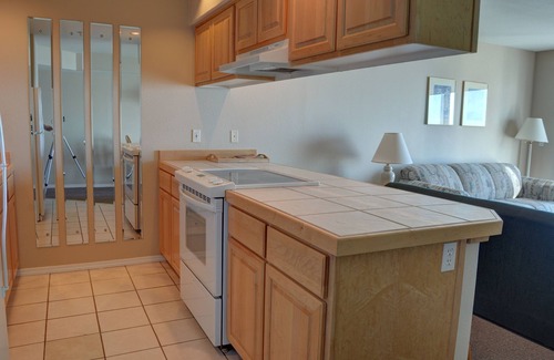 Lincoln City Condominio | Disfrutar de este segundo condominio de piso con vistas impresionantes de la costa en Lincoln City!