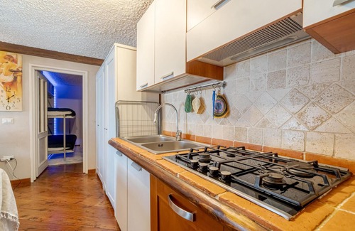Saint-Nicolas Apartamento | Enjoy this wellness oasis with a magnificent panoramic view of the mountains.