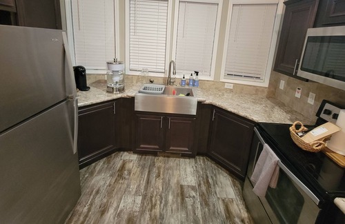 Cardinal Hills Estates Cabaña | Enjoy tiny house life with nearby trails and Lake Travis