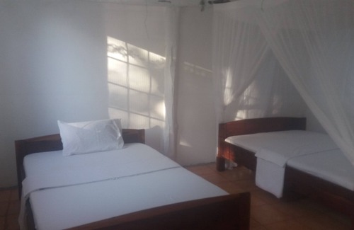 Kigamboni Hotel | Disfrute de sus vacaciones en el complejo de playa de la mafia