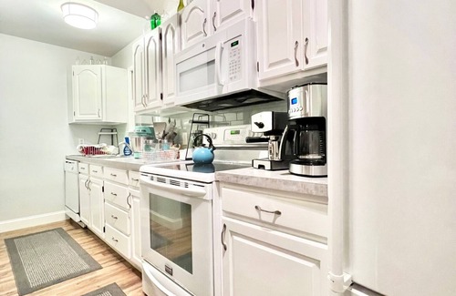Rehoboth Beach Casa | Enjoy your relaxing beach vaca in this 4-bed home with amazing 2nd story deck!!