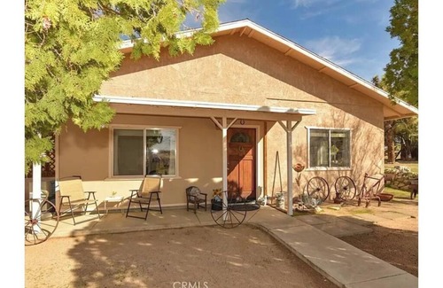 Apple Valley Casa | Enjoyable 2-bedroom house in Apple Valley