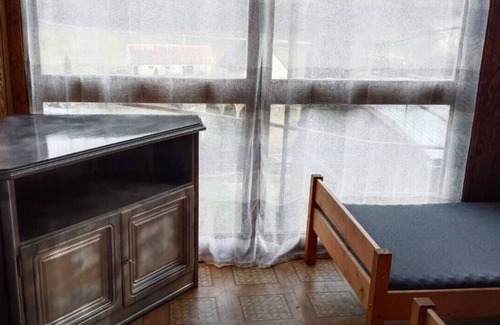 Gorzno Cabaña | Enjoyable 2-bedroom cottage in Górzno