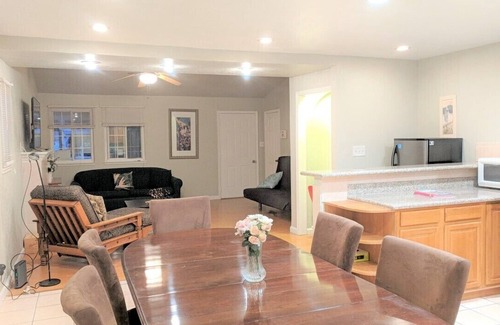 Oakland Casa | Enjoyable 6+bedroom house near Oakland Airport