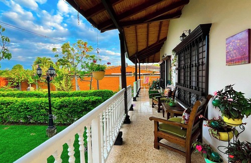 El Cerrito Casa | Enjoyable country house with WiFi in Santa Elena